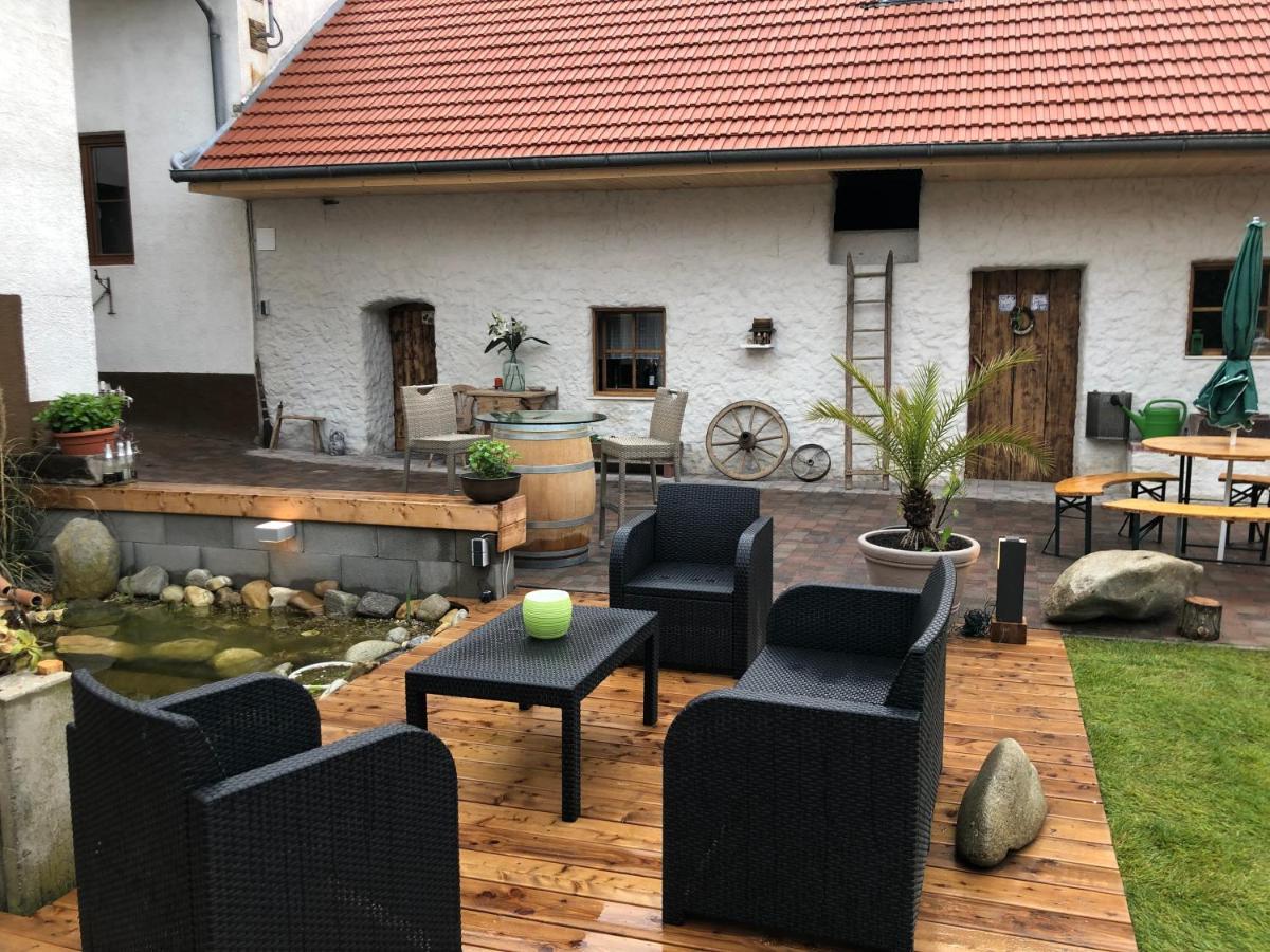 Auszeit; Gaestehaus & Mehr Kollersdorf Exterior photo